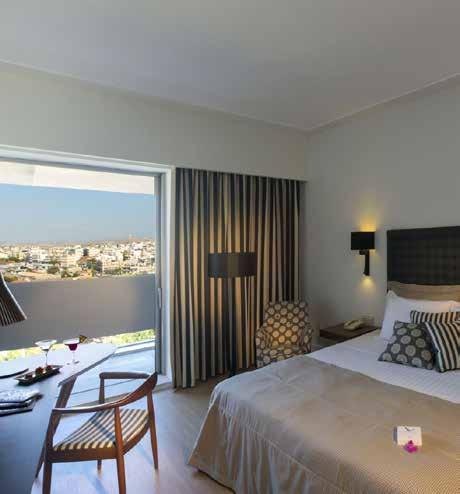 AQUILA ATLANTIS HOTEL HERAKLION Situated in a prime location in Heraklion, the Aquila Atlantis hotel is arguably the best city hotel in Crete.