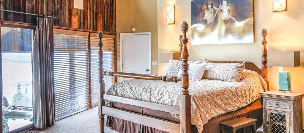 A C C O M M O D A T I O N S B E L L A V I S T A E S T A T E ACCOMMODATIONS Main Luxury Lodge: 5 bedrooms, 6 bathrooms, game room, great room with bar, grotto, huge back patio Cottages: Upper Cottage