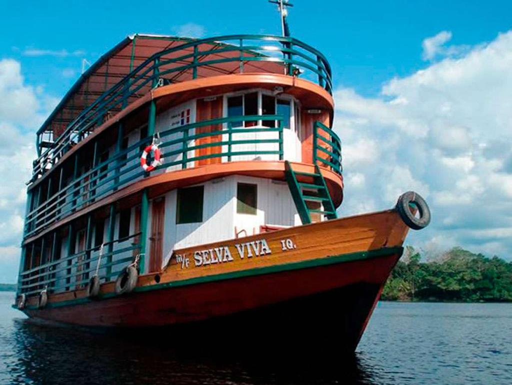 SELVA VIVA ADVENTURE AMAZON RIVER CRUISE 10 passengers A responsible travel, beyond the classical