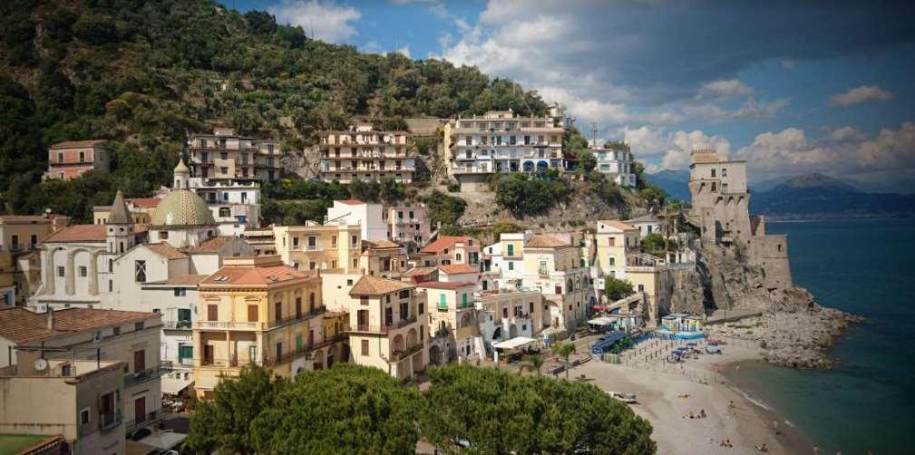 Italy - Gulf of Naples and Amalfi Coast Bike and Boat Tour 2018 Guided Tour 8 days / 7 nights This is a journey that will take place both on land and on water, searching the natural treasures and