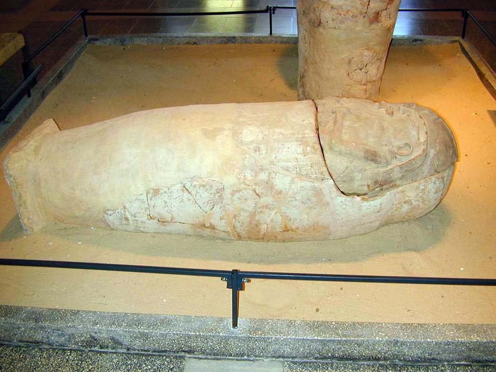 Museum Visits: Anthropoid Coffins