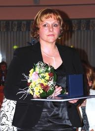 novoletna srečanja Marjeta Berkopec Karmen Janežič je dobitnica srebrnega znaka DMSBZT Novo mesto Decembra smo v dolenjskem Društvu petim medicinskim sestram podelili srebrni znak za leto 2009.