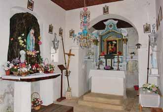 Od te godine se svečano slavi istoimeni blagdan (dana 11. veljače). U Splitu su 1928. i 1932. godine nabavljena dva zvona, a treće U crkvi su dva oltara: glavni i bočni.