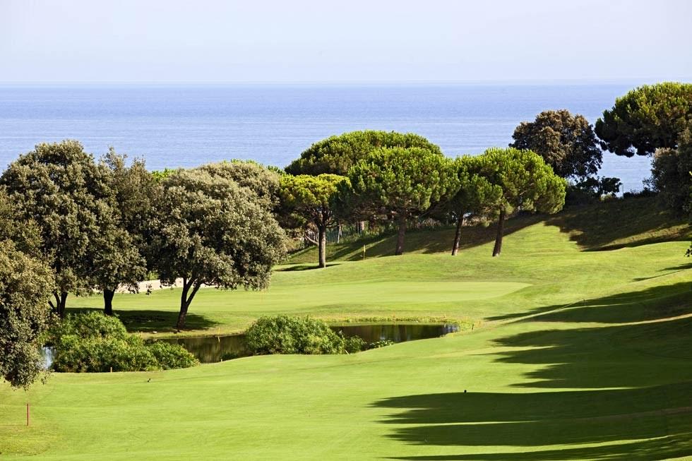 GOLF & WINE Dali and Picasso Catalunya Essentials Tues: June 19, Barcelona s Architectural Treasures: A day of sightseeing starting with a private tour of Ciutadella Park, The Triumphal Arch,