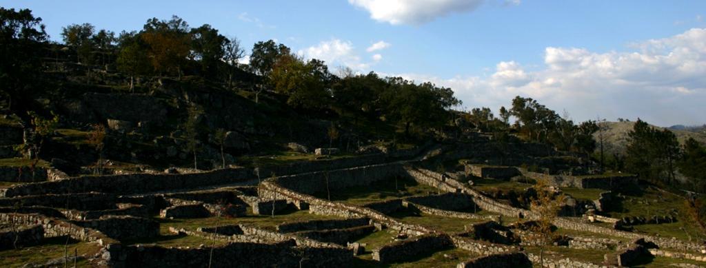 One of the most evocative archaeological sites in Portugal, Citânia de Briteiros, 15km north of Guimarães, is the largest of a liberal scattering of northern Celtic hill settlements, called citânias