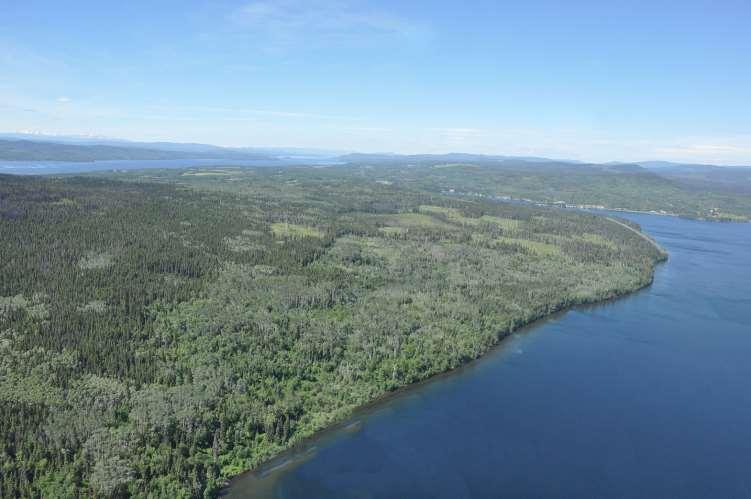 Private Lakefront Retreat! Own over 4600 ft.