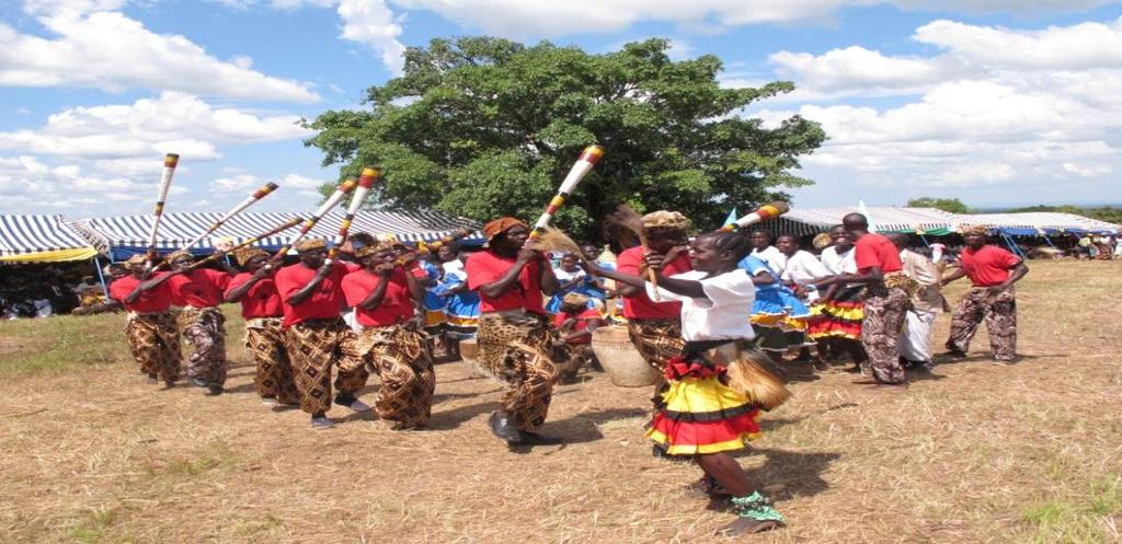 CULTURAL DANCES AND ARTIFACTS OF WEST NILE The ALUR inhabit the West Nile part of Uganda and occupy the districts of Nebbi and Zombo.