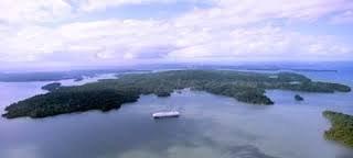 BARRO COLORADO ISLAND GATUN LAKE PANAMA CANAL - CR8 EXPLORE THE SMITHSONIAN RESEARCH INSTITUTE On foot