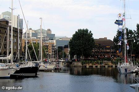 St Katherine Dock is just beside the Tower of London. It is a nice place with a yacht marina and a number of restaurants.