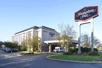 Hampton Inn and Suites 317 West Main Road Middletown, RI 02842 (401) 848-6555 The Hampton Inn & Suites offers Roger Williams University guests a 15% discount off their rates.