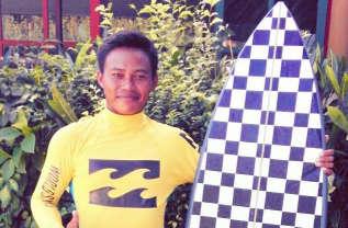 Indonesia : Bali Surf Masterclass Best surfing breaks Two surfing sessions per day 7 hours Personalized trip Experienced