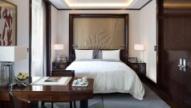 $14,690 Deluxe Room $15,690 $10,390 $5,390 Added Benefit Guarantee room upgrade at time of booking: --> Deluxe Room / Deluxe Room --> Junior Suite (valid for stay Nov 1 - Dec 28) Hôtel