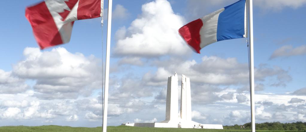 ARRAS AND VIMY RIDGE The Great War 1914-18 By April 1917, on the Western Front, the Allied and German armies were locked in stalement, occupying trench systems stretching 440 miles from the Belgian