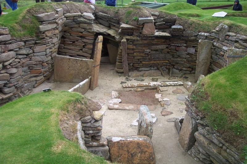 DAY FIVE: Saturday 9 July Orkney We visit the neolithic stone circles of Stennes and the Ring of Brodgar, prehistoric sun and moon temples that are part of a sacred ritual landscape.