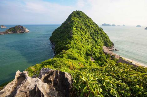 Halong Bay Boat Trip Take a boat trip to explore one of the world s great natural wonders, cruising past thousands of limestone islands filled with caves of all shapes and