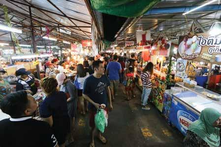 WEEKEND MARKET TOUR Daily pick up: 1 pm Price: Adult: 1,000 THB Child: 700 THB Destination: 1. Big Buddha 2. Chalong Temple 3. Honey Factory 4. Cashew Nut Factory 5.