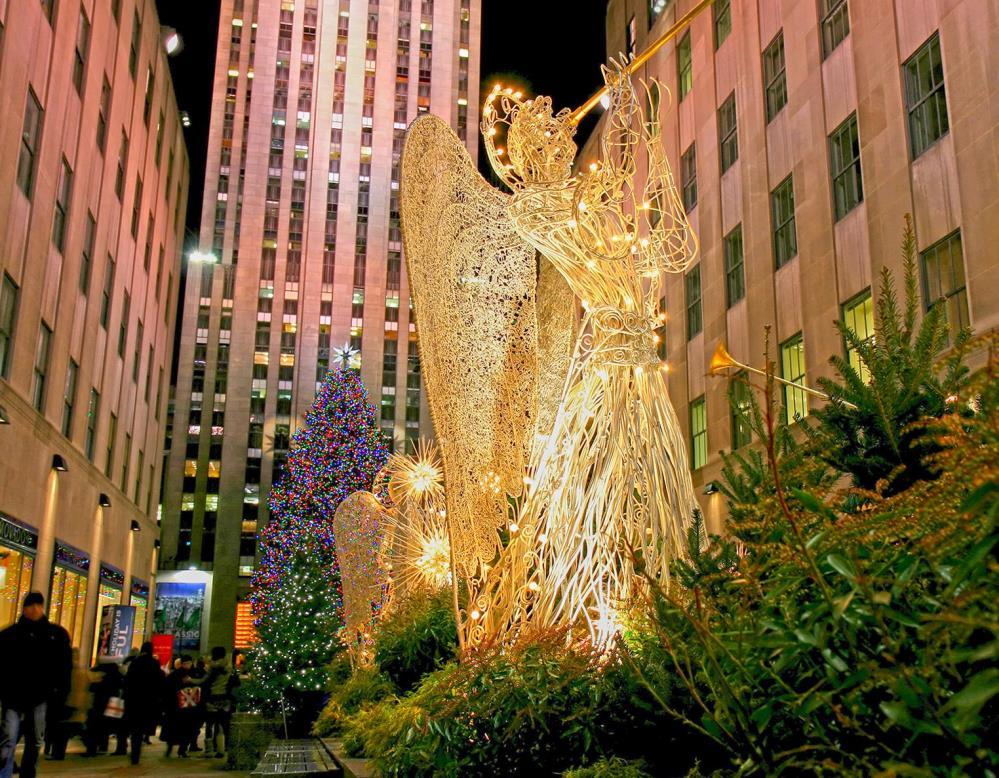 Southwest Valley Chamber of Commerce presents Spotlight on New York City Holiday December 10 14, 2018 Leave from Sky Harbor