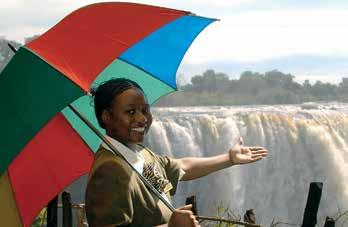 Introduction THE ZAMBEZI REGION Forming the border between Zambia and Zimbabwe, the mighty Zambezi River languidly meanders its way towards the Indian Ocean for more than 2 500 kilometres.