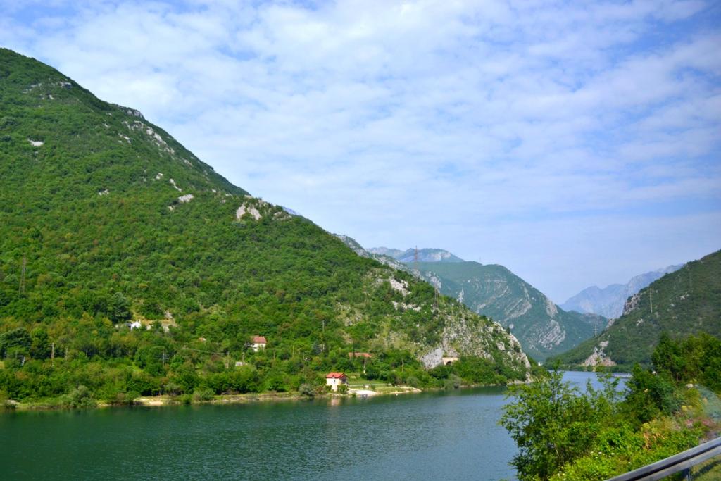 Driving between Mostar and Sarajevo will make