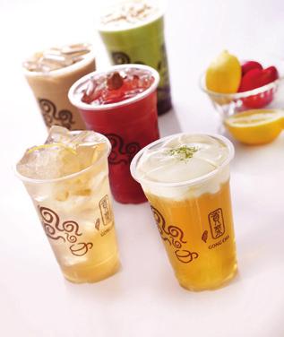 FREE Herbal or Pudding Topping with purchase of any drink Valid till 30 Jun 2017 Present NTUC Card and printed/e-coupon upon ordering to enjoy the privilege Limited to 1 topping and 1 redemption per