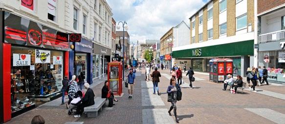 Excellent reversionary prospects RETAILING IN KINGSTON Freehold KINGSTON-UPON-THAMES IS ONE OF THE UK S LEADING RETAIL AND COMMERCIAL CENTRES AND IS THE PRINCIPAL CENTRE IN SOUTH WEST LONDON The