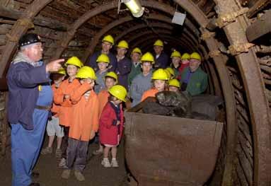 Mary». The pit number 1 (system Koepe) is still in use and brings the visitors to the levels 30 and 60 meters. They can discover a coal face and cutting coalmining.