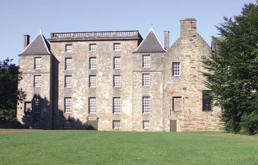 Events Over the past year The Friends of Kinneil have run a number of free events to raise the profile of Kinneil Estate. These were open to the general public.