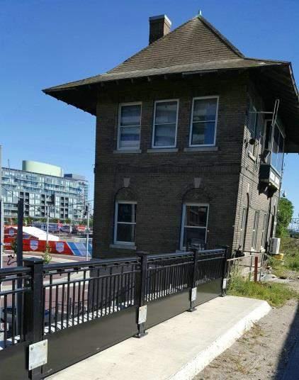 CHERRY STREET TOWER Provincially Significant Heritage property (10/06) Requires removal and relocation to allow construction of Track E0 Heritage Impact Assessment and Minister s