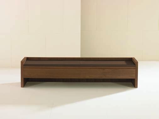 03 Linea bench seating areas may be specified in one-inch increments from 42" to 95" allowing