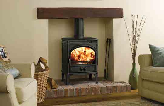Dovre 425 multi-fuel stove in traditional Matt Black 425 Multi-Fuel Stove KEY DETAILS PRODUCT CODES All cast iron construction Multi-fuel Airwash systems Ecodesign Ready Colour matched enamel flue