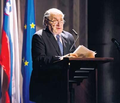 2 slamnik številka 2 februar 2014 letnik liv aktualno Drage bralke, dragi bralci, februar se je začel s počastitvijo spomina na največjega slovenskega pesnika, dr. Franceta Prešerna.