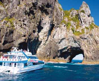 Beautiful Bay of Islands 5 DAYS UT203 Northern Circle 7 DAYS UT204 Inclusions: 4 nights accommodation Admission to Waitangi Treaty house Fullers Flexi Ticket (1 trip) All transfers and coach travel