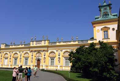 Starting dates in Warsaw: Warsaw to Vienna 9 Days / 8 Nights Coach Tour DAY 1, WARSAW (Welcome Dinner) You will be met and transferred to your hotel.
