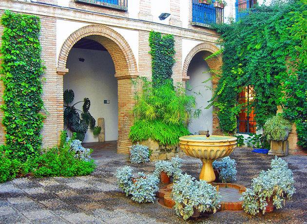 The Palacio de los Marqueses de Viana is an aristocratic palace renowned for its 12 patios designed in the Andalusian style with decorative