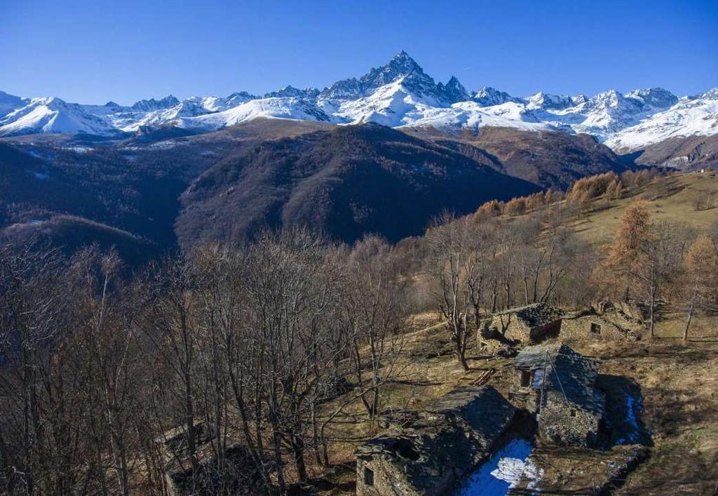 UNWTO 10TH WORLD CONGRESS ON SNOW AND MOUNTAIN TOURISM 21-23 March, 2018, Escaldes-Engordany, Andorra The MonViso Institute A real-world