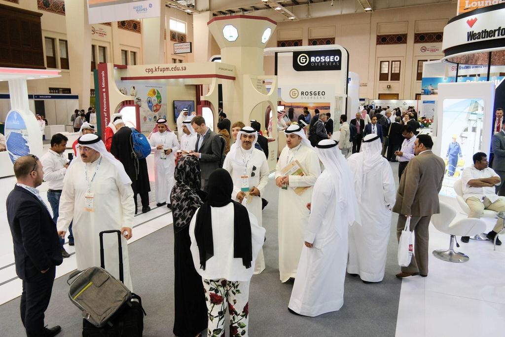 CONFERENCE: 5-8 March EXHIBITION: 6-8 March Bahrain International Exhibition and Convention Centre SHOW REPORT ATTENDANCE AT THE MIDDLE EAST S LARGEST PETROLEUM GEOSCIENCE EVENT GROWS BY 7% A total