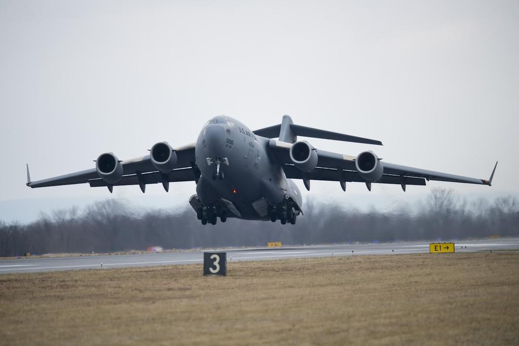INTRODUCTION The 167th Airlift Wing is part of Air Mobility Command, a worldwide network of bases whose primary mission is transporting people and equipment.