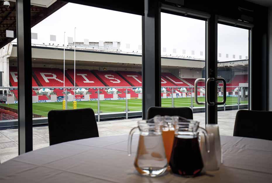 PLAYERS LOUNGE ake the journey our players would make to the Players Lounge via the Players Entrance in the T Lansdown Stand and view the pitch from its very own exclusive balcony.