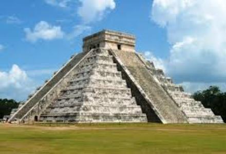 Location : Yucatán, Mexico Built : 800 AD The ancient city of Chichén Itza was a religious, political and economic centre for several hundred years.
