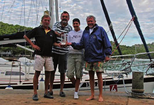 22 FOTOREPORTAŽA Stomatološka regata Živo Bobič Republika Yachting Club se je odločil in drugi vikend v septembru organiziral 1. stomatološko regato v prelepem okolju Kornatov.