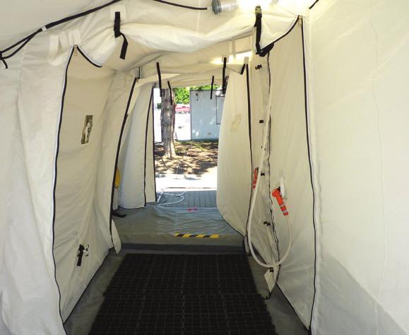 INFLATABLE TENT WITH BUILT-IN SHOWER FOR MASS
