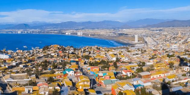 DAY 2 Pisco and papaws Location: La Serena, Chile La Serena is a seaside town and the capital of Coquimbo Region in Elqui Province.