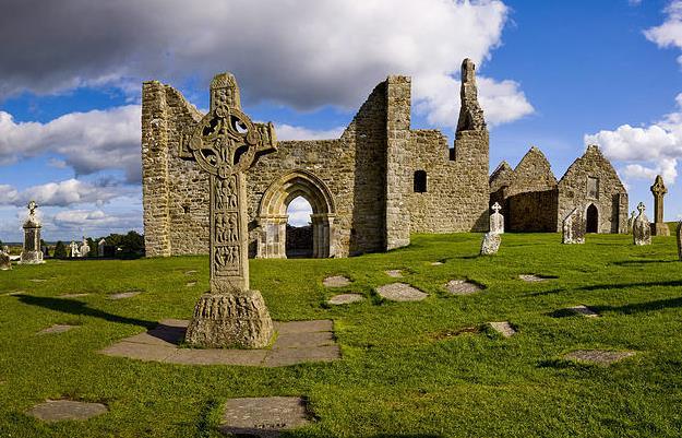 Day 9. Monday 23 rd September Make your way back East to Dublin, with a few suggested stops along the way. Clonmacnoise Clonmacnoise is an ancient monastic site near Shannonbridge, County Offaly.