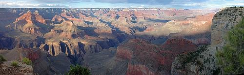 The Grand Canyon Study Guide There are many great National Parks and monuments in the United States of America. One of the most famous is the Grand Canyon National Park.