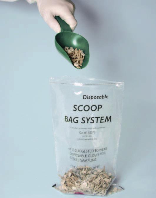 Open the bag to extract the scoop 3.