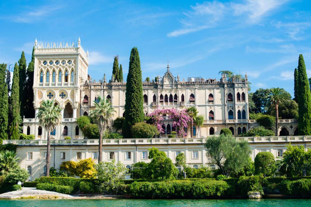 The tour will include the neo gothic Venetian style villa, the landscaped luscious gardens and the fantastic view over the lake, along with tasting some of the local wine and olive oil.