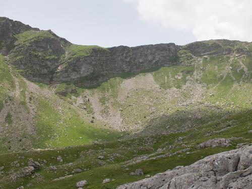 alpine and subalpine calcareous grasslands, calcareous and calchist screes of the