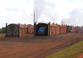 Slika 5. Veliki proizvodni pogon drvenog ugljena u Brazilu (snimio J.