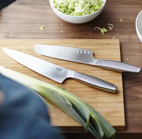 18 Vegetable knife RM59 Length of knife blade 16cm. 902.879.