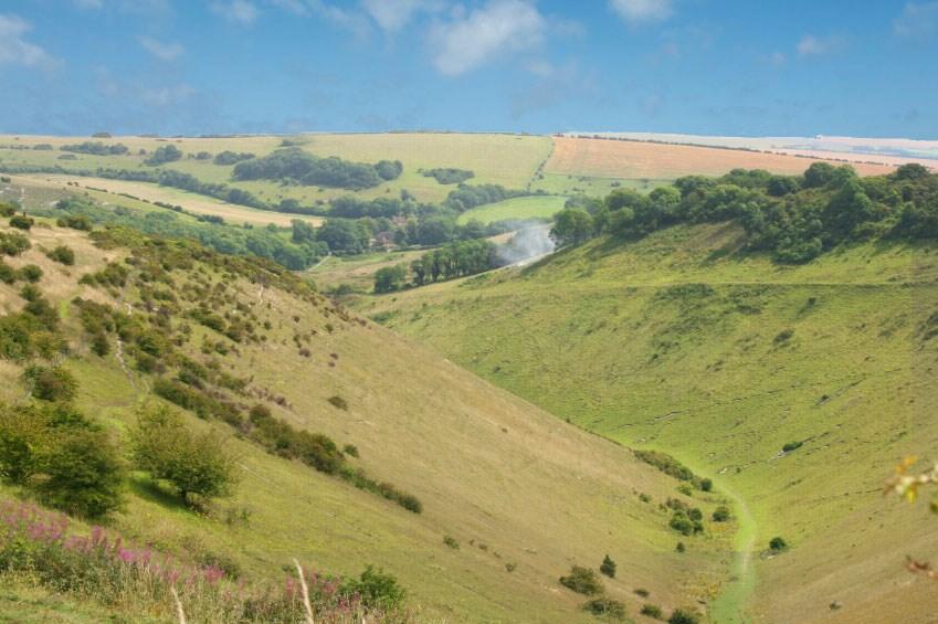 ITINERARY: WESSDW Description: For experienced walkers that enjoy a challenge, this itinerary allows you to complete the whole South Downs Way in walking days.